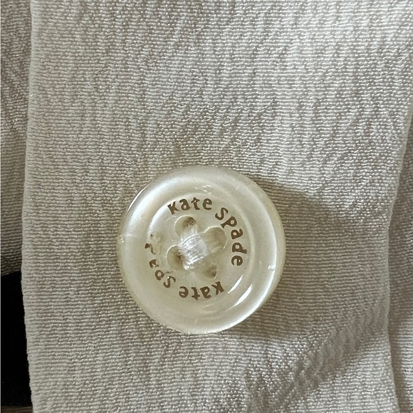 Kate Spade 100% silk crepe ivory bow blouse Size 8 - Picture 5 of 5